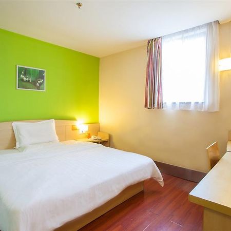 7Days Inn Bazhong Nanchi South Road Phoenix City Esterno foto