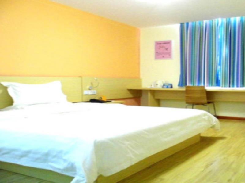 7Days Inn Bazhong Nanchi South Road Phoenix City Esterno foto